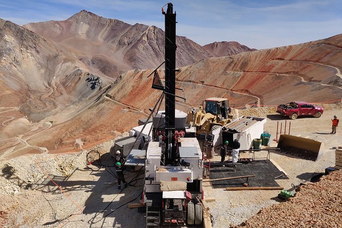 Eliminan retenciones para la exportación de minerales, hierros y metales en Argentina