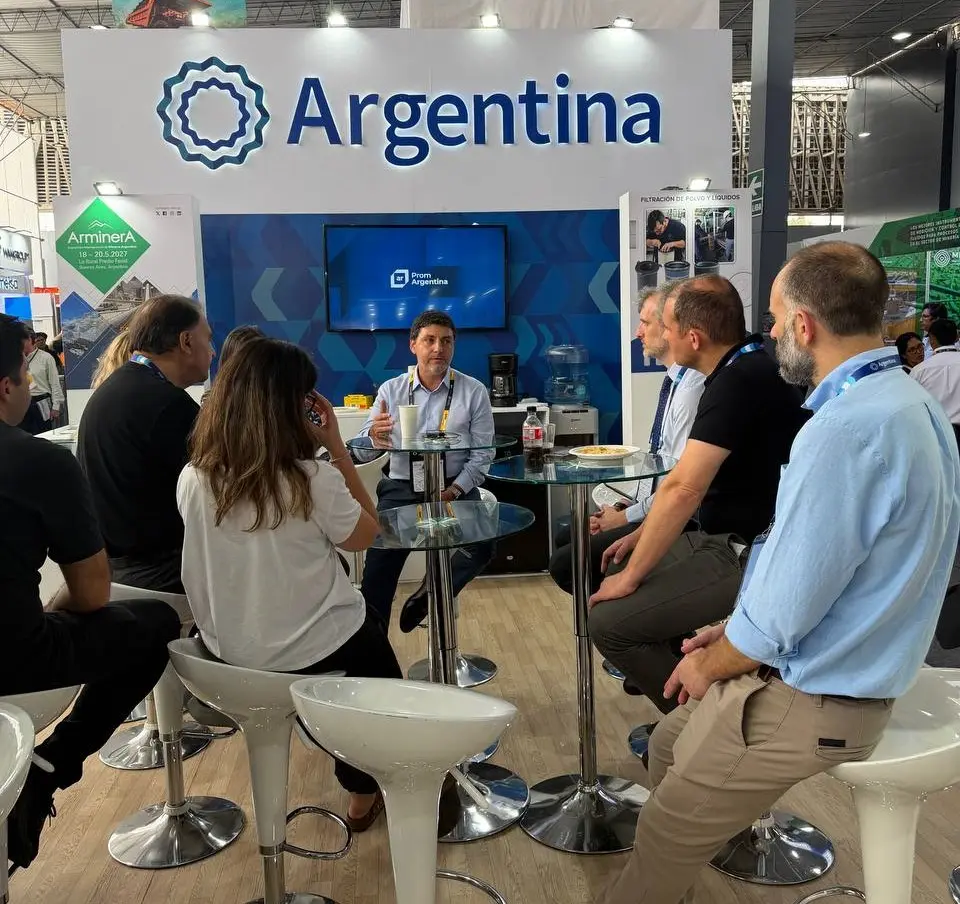 Argentina busca expandir su influencia en minería y educación a nivel internacional