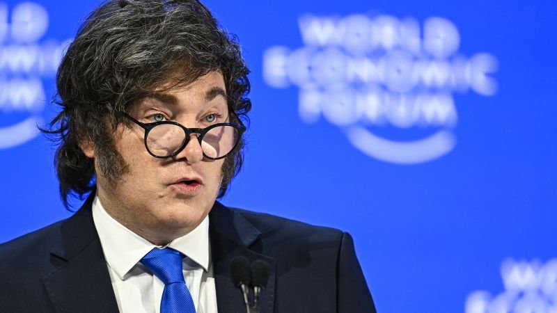 Argentina denuncia a petroleras por operar en Malvinas, aviva disputa con Reino Unido