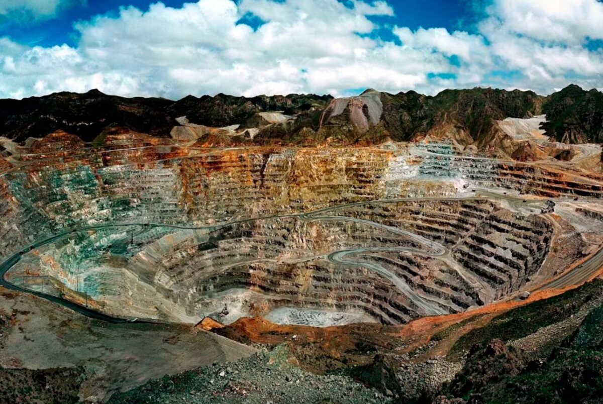 Argentina en la Encrucijada: Potencial Minero y Desafíos hacia 2035