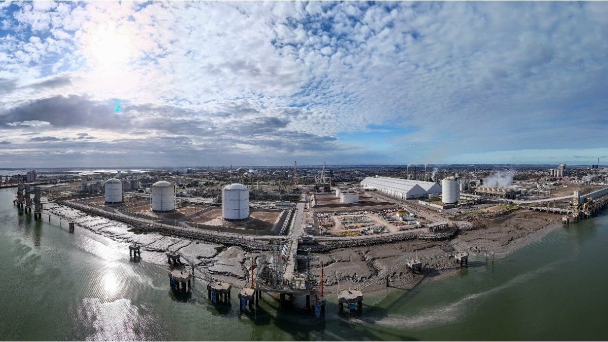 Argentina GNL: La Planta de Fraccionamiento que Transformará el Golfo San Matías en un Polo Industrial