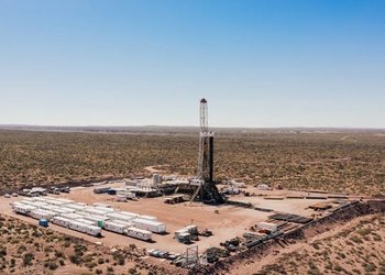 Argentina impulsa la exportación de GNL desde Vaca Muerta hacia el mundo