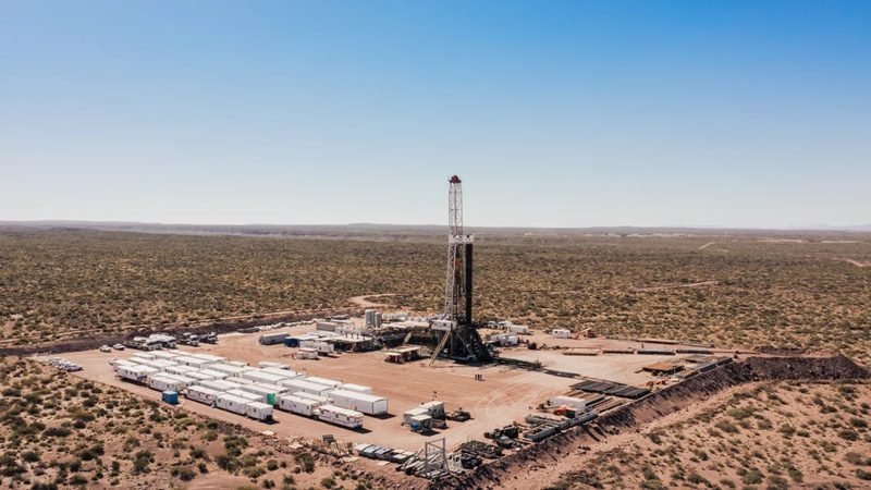 Argentina impulsa la exportación de GNL desde Vaca Muerta hacia el mundo