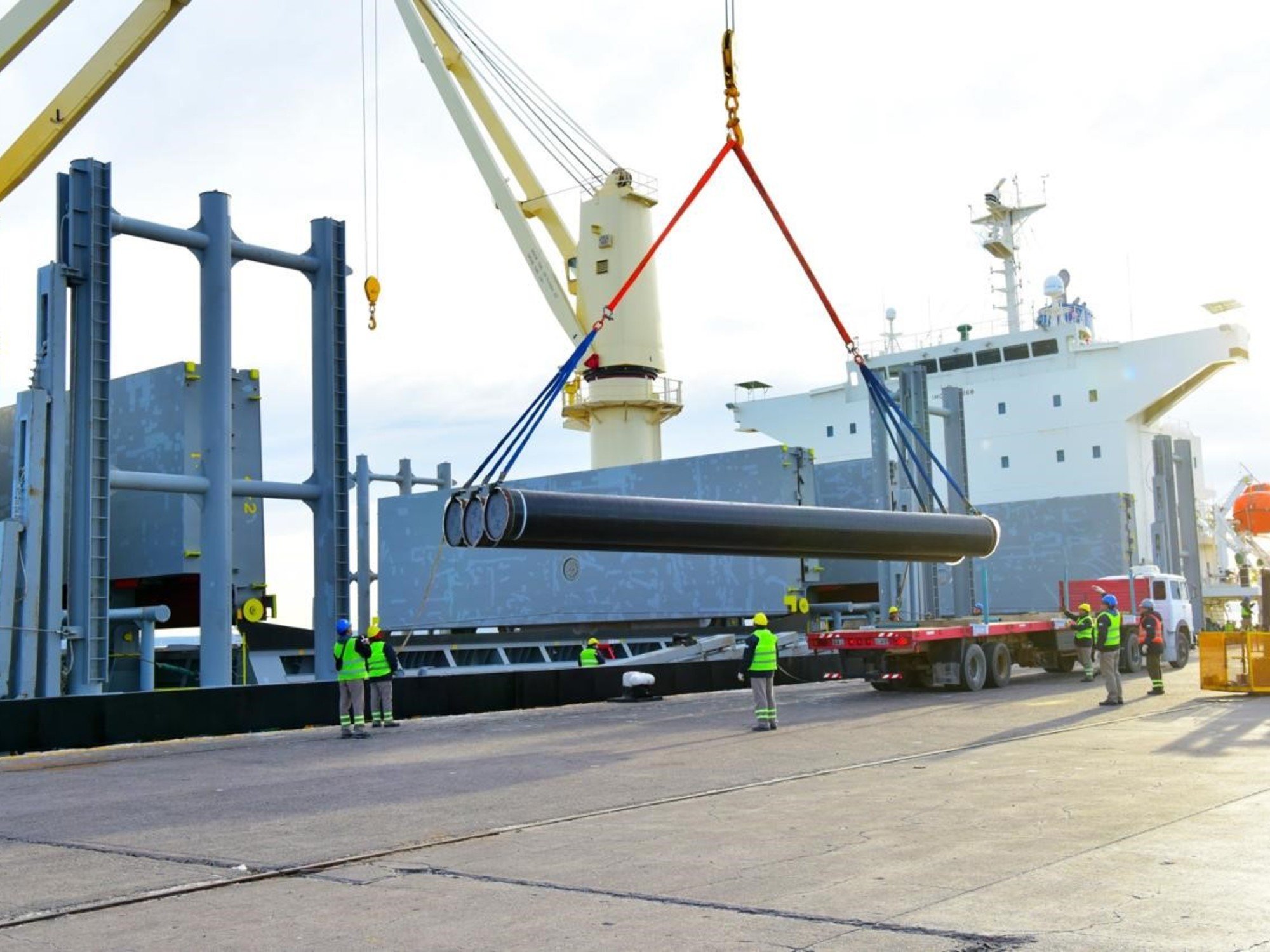 Argentina inicia construcción de gasoducto para exportar GNL desde Vaca Muerta