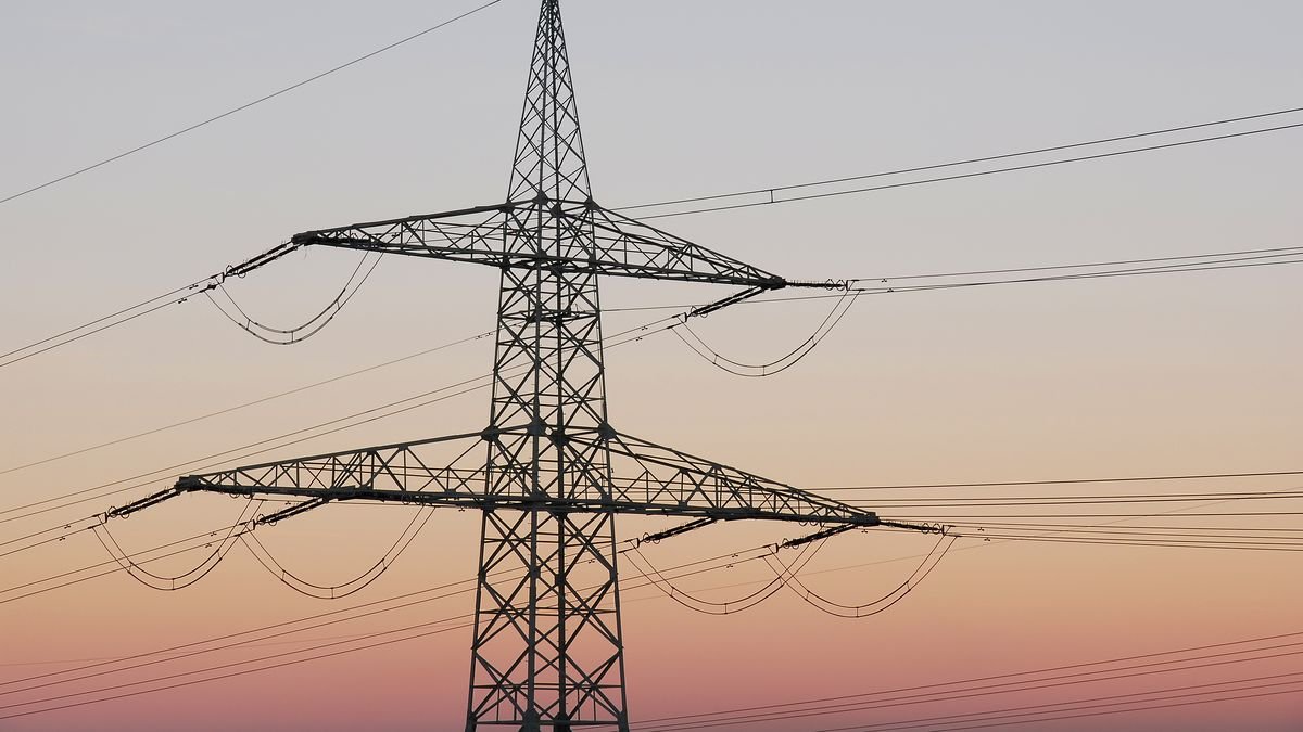 Argentina lanza plan de infraestructura eléctrica privada para mitigar cortes de luz