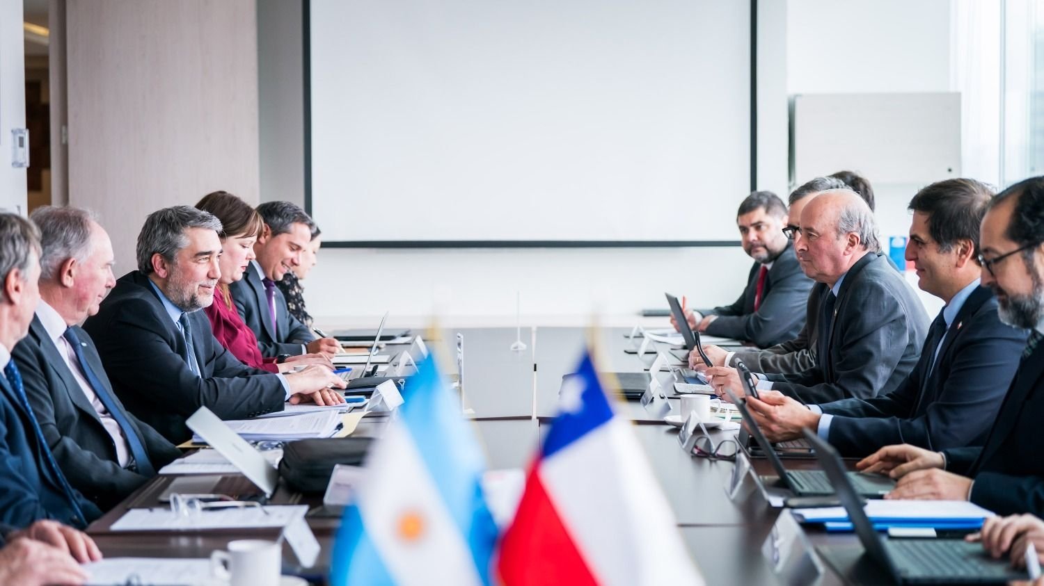 Argentina y Chile fortalecen integración minera con nuevos protocolos en San Juan