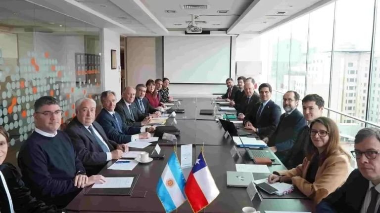 Argentina y Chile impulsan minería binacional con inversiones de US$ 20.700 millones