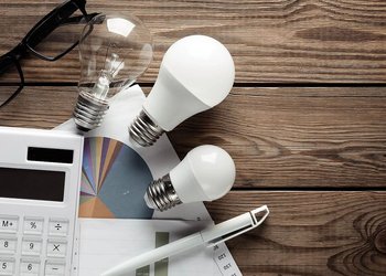Caída de subsidios a la electricidad en Argentina al nivel más bajo del año