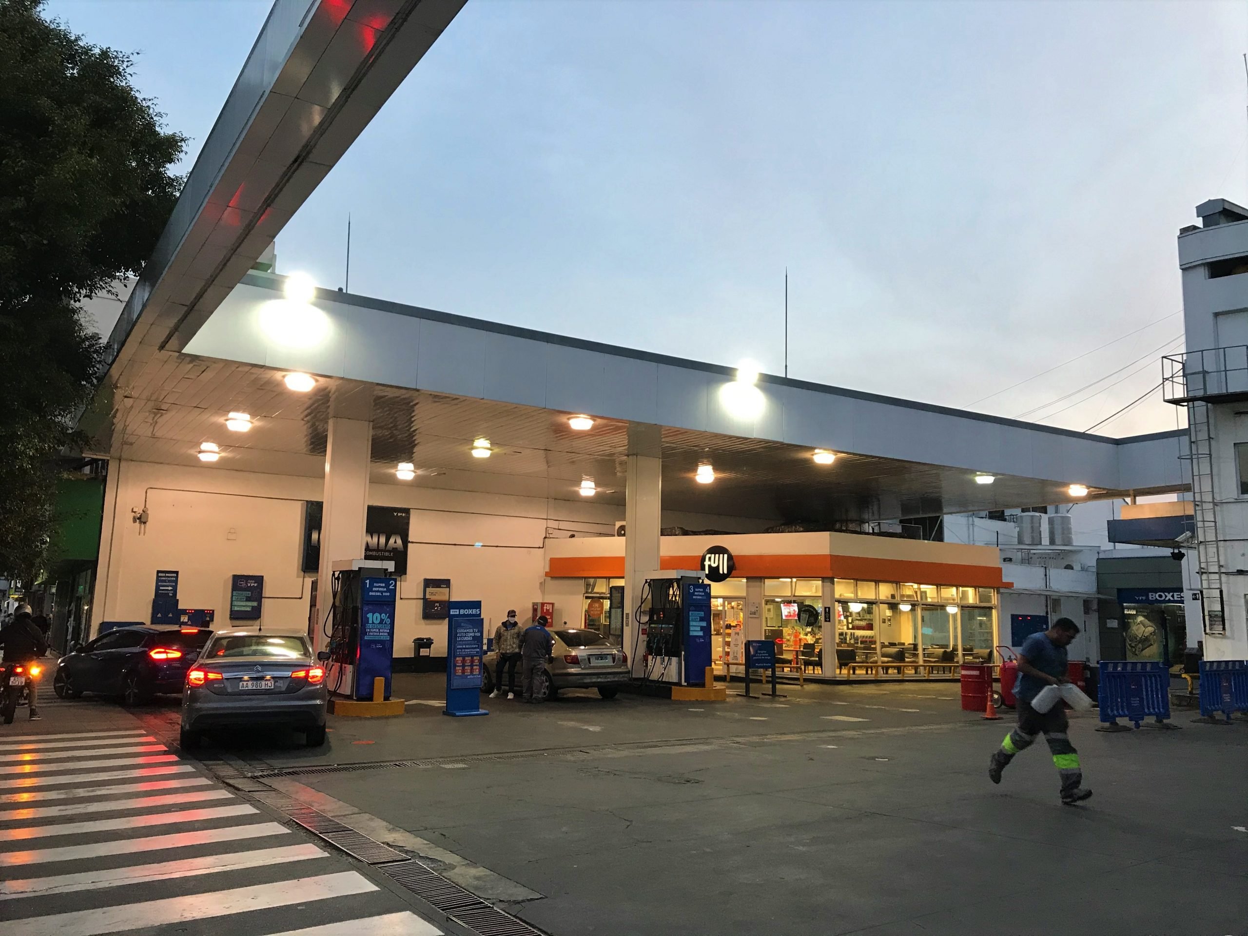 Caída en ventas de combustibles en Argentina: un reflejo de la desaceleración económica