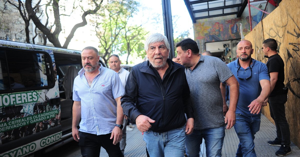 Cambios en el sindicato de Camioneros: Hugo Moyano desplaza a dos dirigentes clave