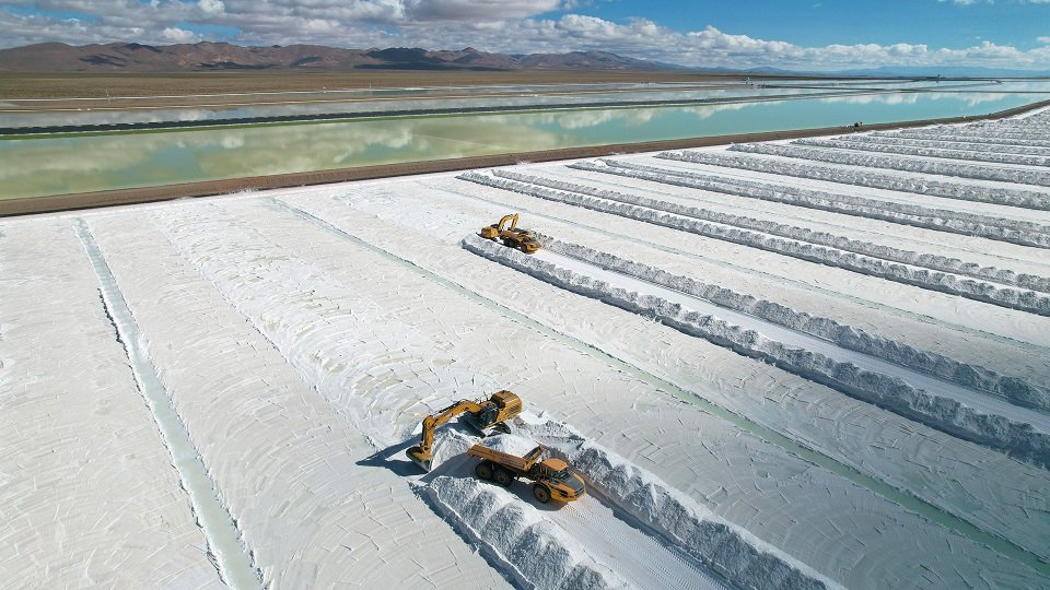 Cauchari-Olaroz impulsa la producción de litio con expansión y solidez financiera