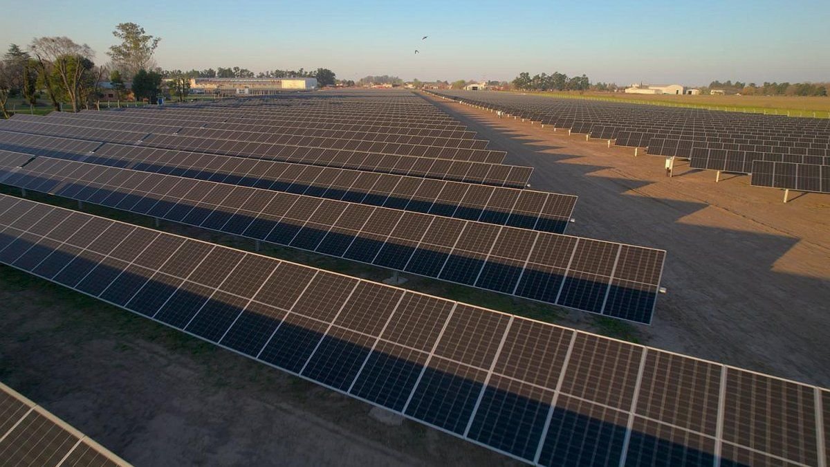 Chubut inaugura su primer proyecto energético híbrido con Coral Energía