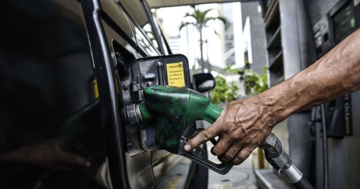 Combustibles en Argentina: precios al alza y consumo en declive en 2026