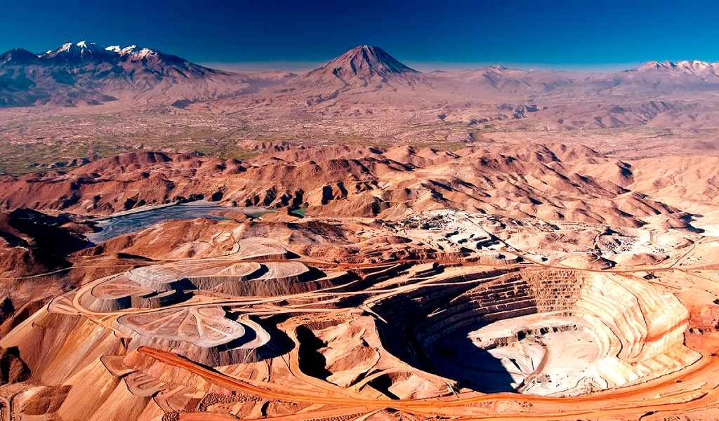 Crisis del concentrado de cobre en China: Impacto global y desafíos para Argentina