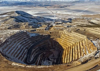 El oro se fortalece como refugio económico en un mundo en desdolarización