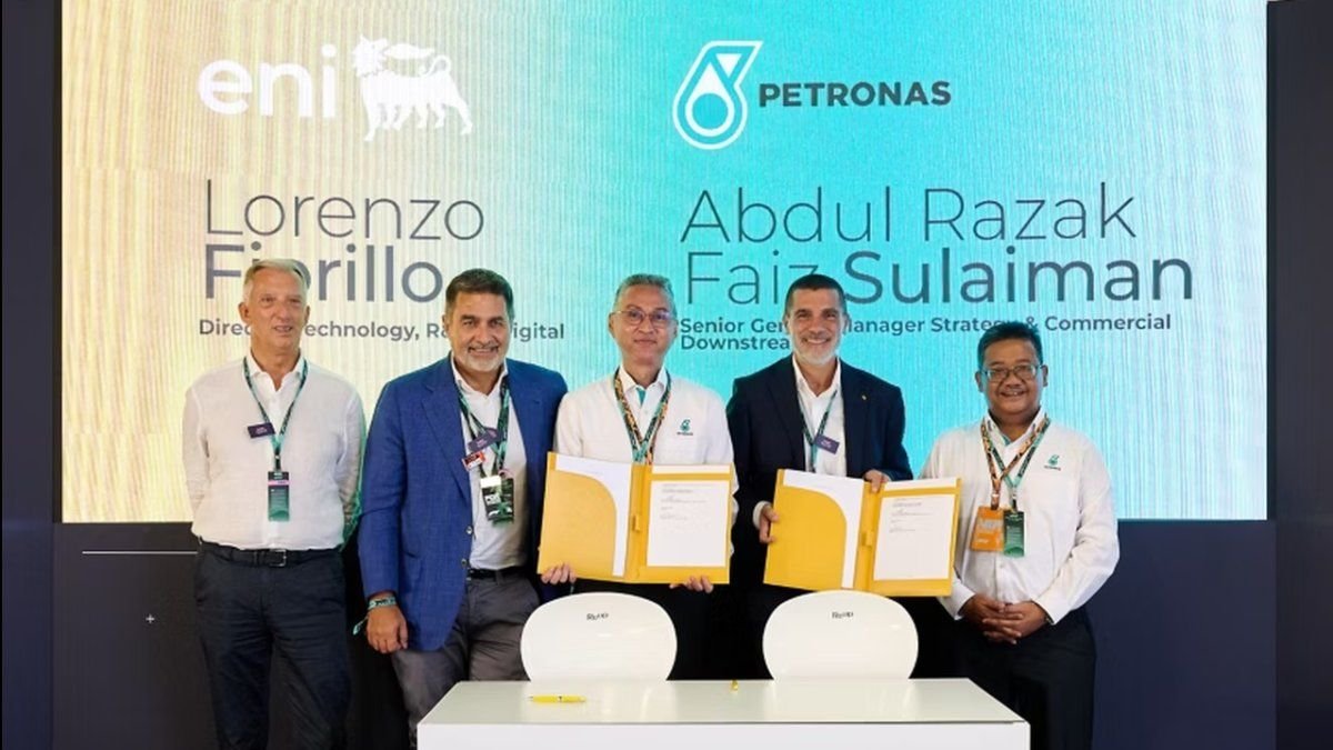 Eni y Petronas refuerzan su alianza con foco en biocombustibles mientras avanza Argentina LNG