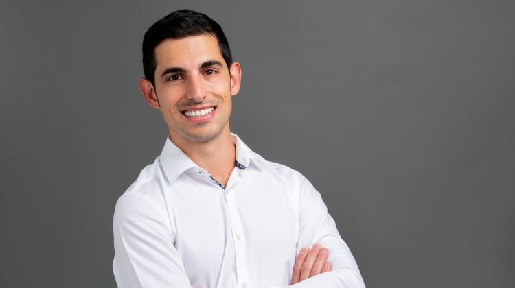 España Avanza en Normativas Renovables: Impacto y Desafíos para el Sector Energético