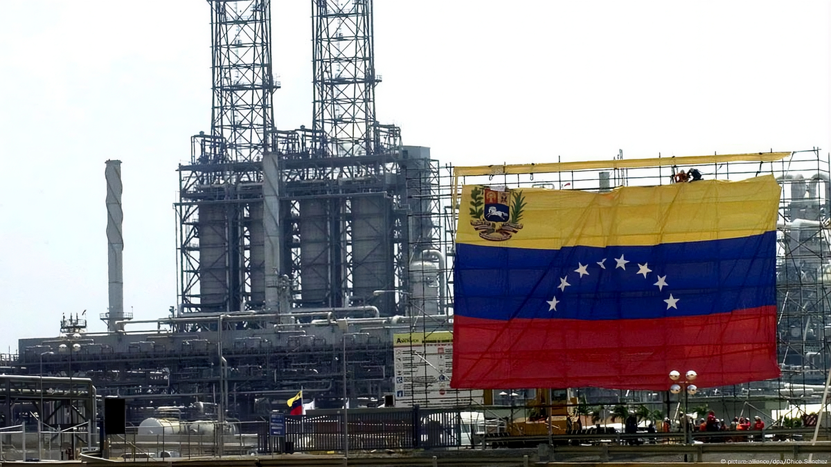 Estados Unidos Gestiona Ventas de Petróleo Venezolano para Reconstrucción del País