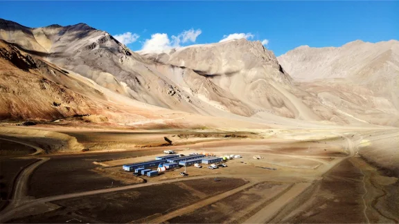Glencore Aumenta Producción de Cobre en un 19% y Mantiene Metas para 2026 a Pesar de Costos Crecientes