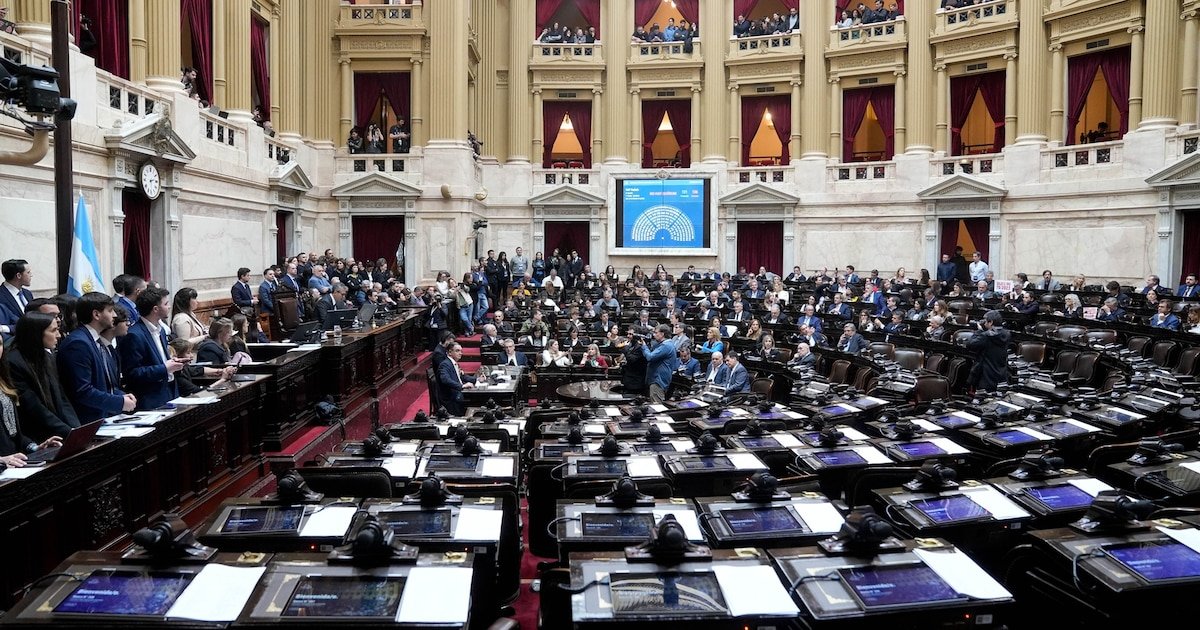 Gobernadores aliados al Gobierno impiden sesión para derogar el DNU 70/23