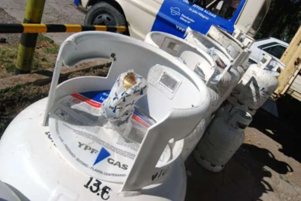 Gobierno de Neuquén impulsa distribución de gas licuado para sectores vulnerables