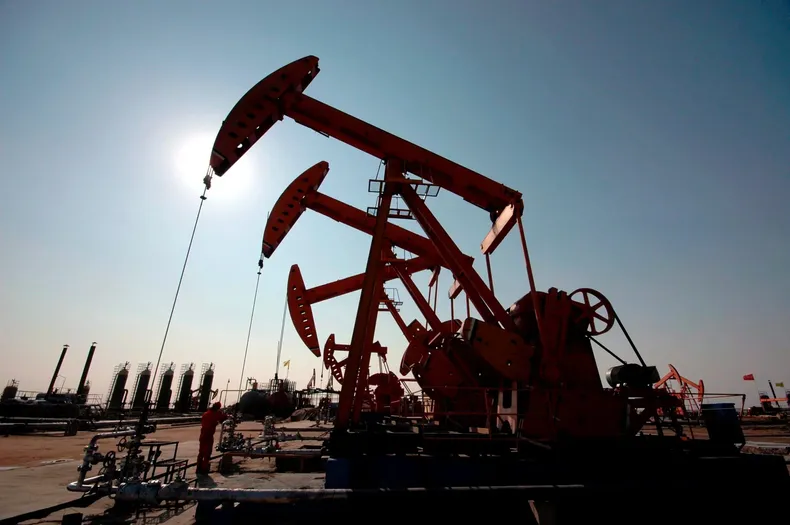 Impacto Global: ¿Cómo Afectaría a Argentina la Caída del Precio del Petróleo a u$s40?
