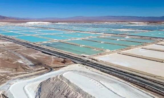 India avanza hacia la producción de litio en Argentina para 2030