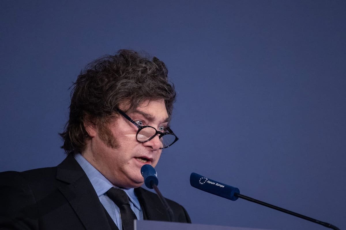 Javier Milei defiende su gestión y critica a Pedro Sánchez desde Madrid
