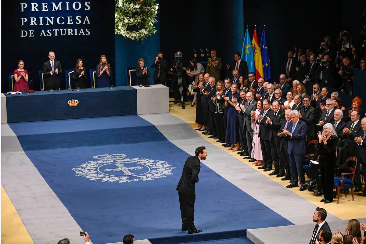 Lionel Messi recibe el Premio Princesa de Asturias y emociona en Oviedo