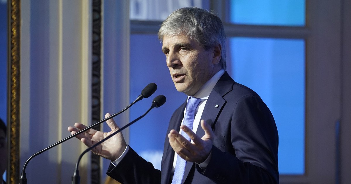 Luis Caputo minimiza impacto de decisiones legislativas y reafirma el rumbo económico del Gobierno