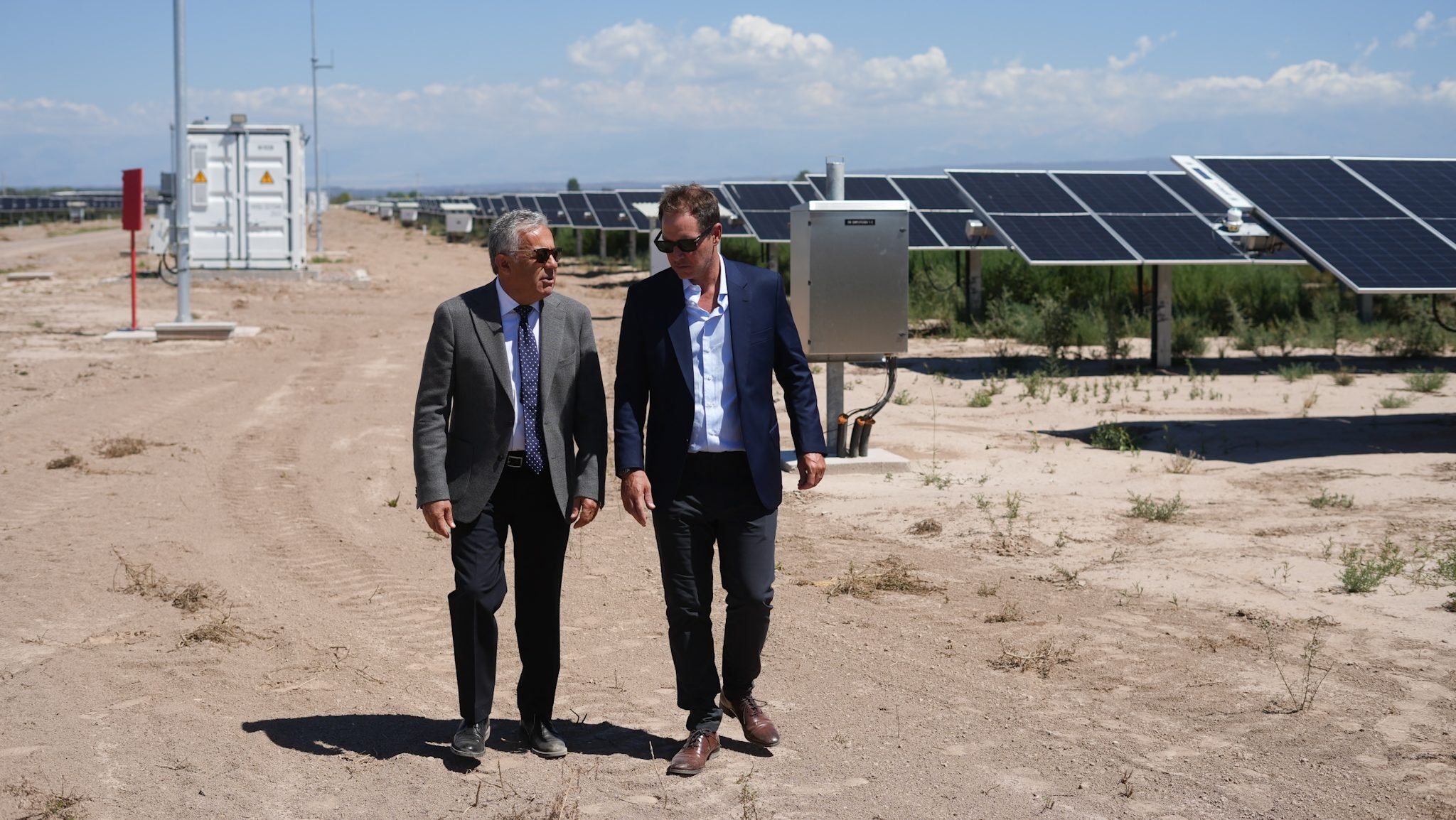 Mendoza Avanza en la Transición Energética con la Inauguración del Parque Solar Anchoris