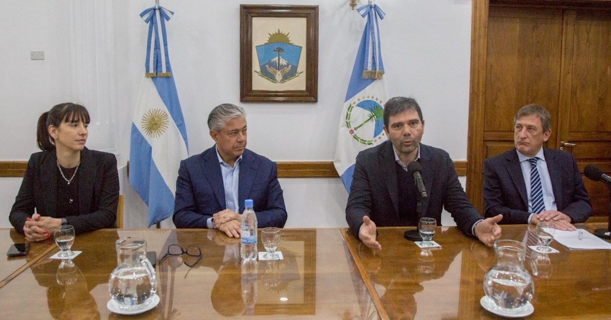 Neuquén adjudica ocho áreas de Vaca Muerta y prepara nueva licitación