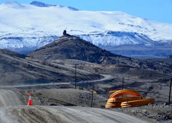 Neuquén avanza en la extensión de gas y fibra óptica para integración regional