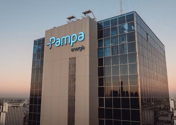 Pampa Energía asegura US$138 millones para potenciar proyectos clave en Vaca Muerta y Bahía Blanca