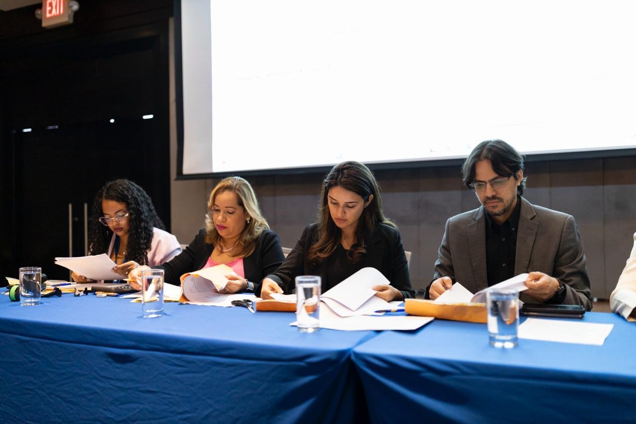 Panamá revitaliza su mercado eléctrico: nuevas licitaciones impulsan participación privada