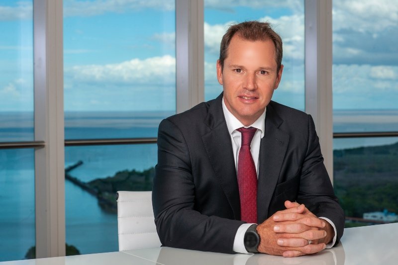 Regreso de Jorge Brito al liderazgo de Genneia: Impulso renovado para la energía limpia en Argentina