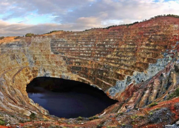 Rio Tinto: Desempeño Mixto y el Desafío de la Diversificación en Metales de Transición