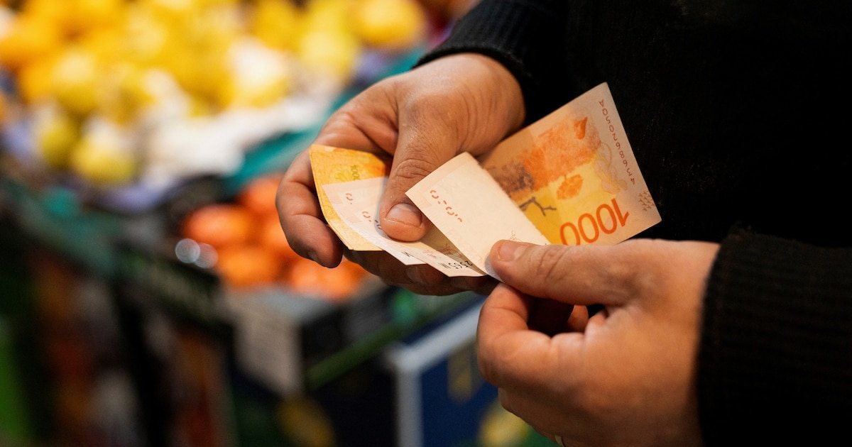 Salarios en Argentina: Incremento real en agosto