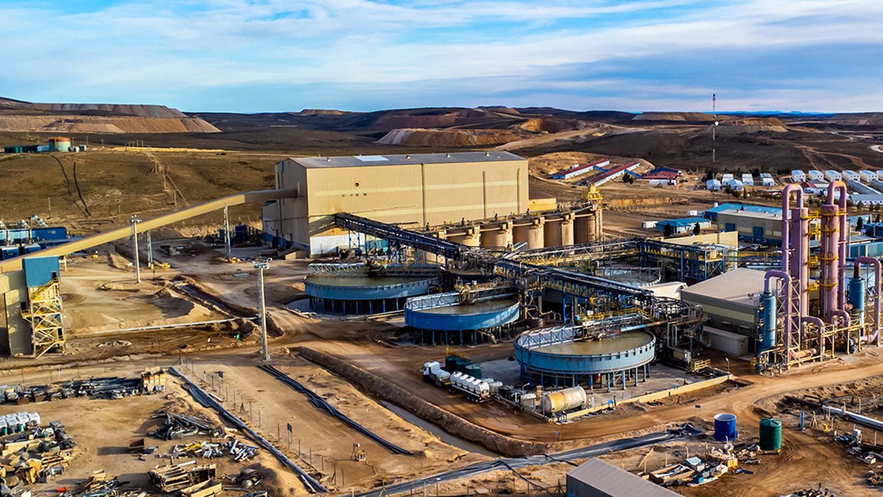 Santa Cruz l anza el Programa VETA para impulsar el talento joven en la minería local