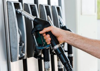 Suba de combustibles en Argentina: Impacto inflacionario y contexto global