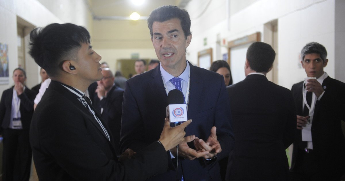Urtubey propone un frente opositor amplio para las elecciones presidenciales de 2027