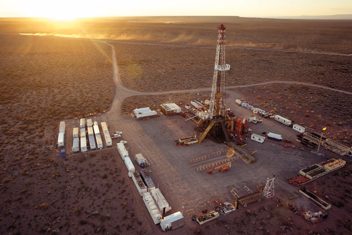 Vaca Muerta: Impulso al Récord Energético de Argentina con Auge de Producción no Convencional