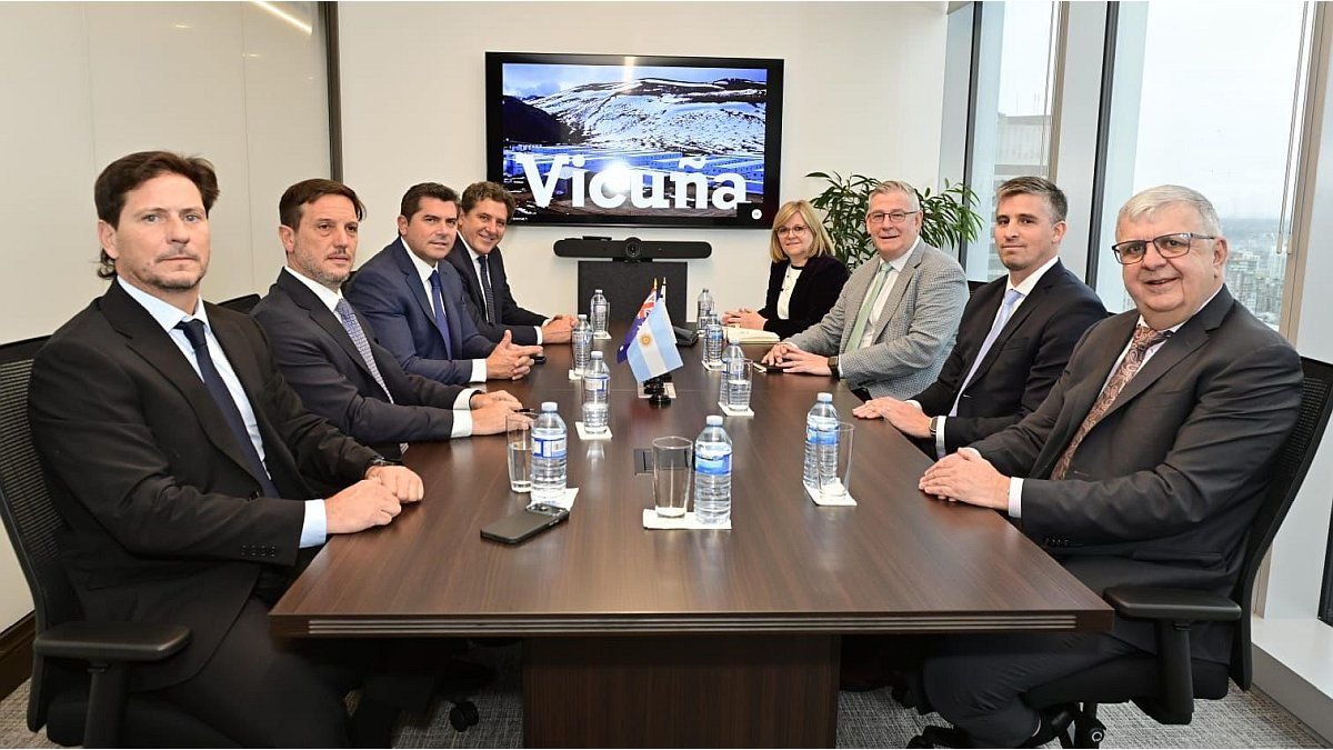 Vicuña: El Debate Energético que Redefinirá la Minería en San Juan