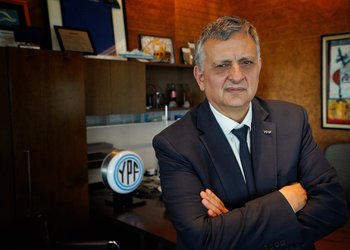 YPF apuesta a Vaca Muerta y avanza con proyectos de GNL