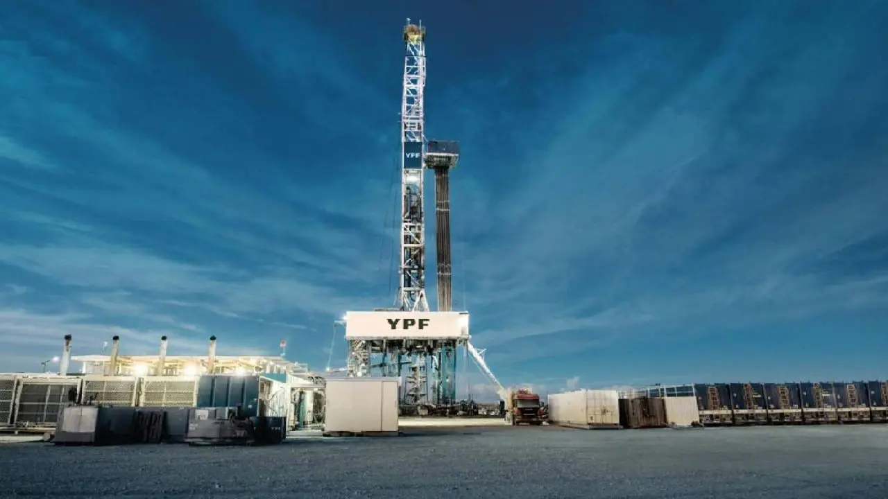YPF apuesta por Vaca Muerta: venta de activos en Mendoza por u$s405 millones