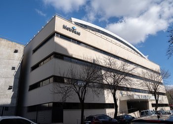 YPF avanza en la venta de Metrogas: expectativas y desafíos en el mercado energético argentino