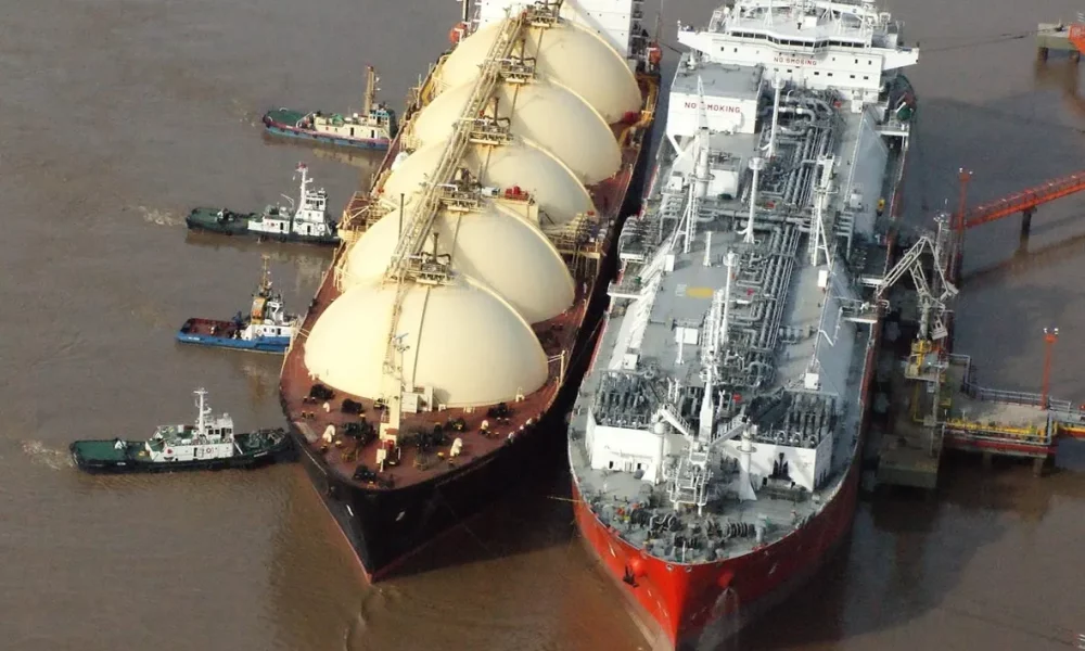 YPF Lanza el Proyecto de GNL Más Ambicioso de Argentina con Inversión de u$s51.000 Millones