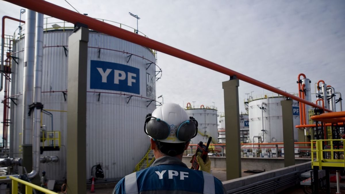 YPF logra ganancias históricas y avanza con proyectos millonarios en Vaca Muerta