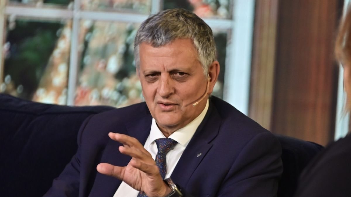 YPF proyecta un superávit energético récord impulsado por el precio del petróleo