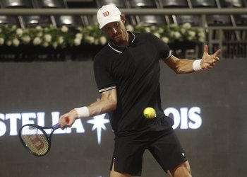 Nicolás Jarry estira su mala racha y queda eliminado en dura batalla en primera ronda del ChileOpen